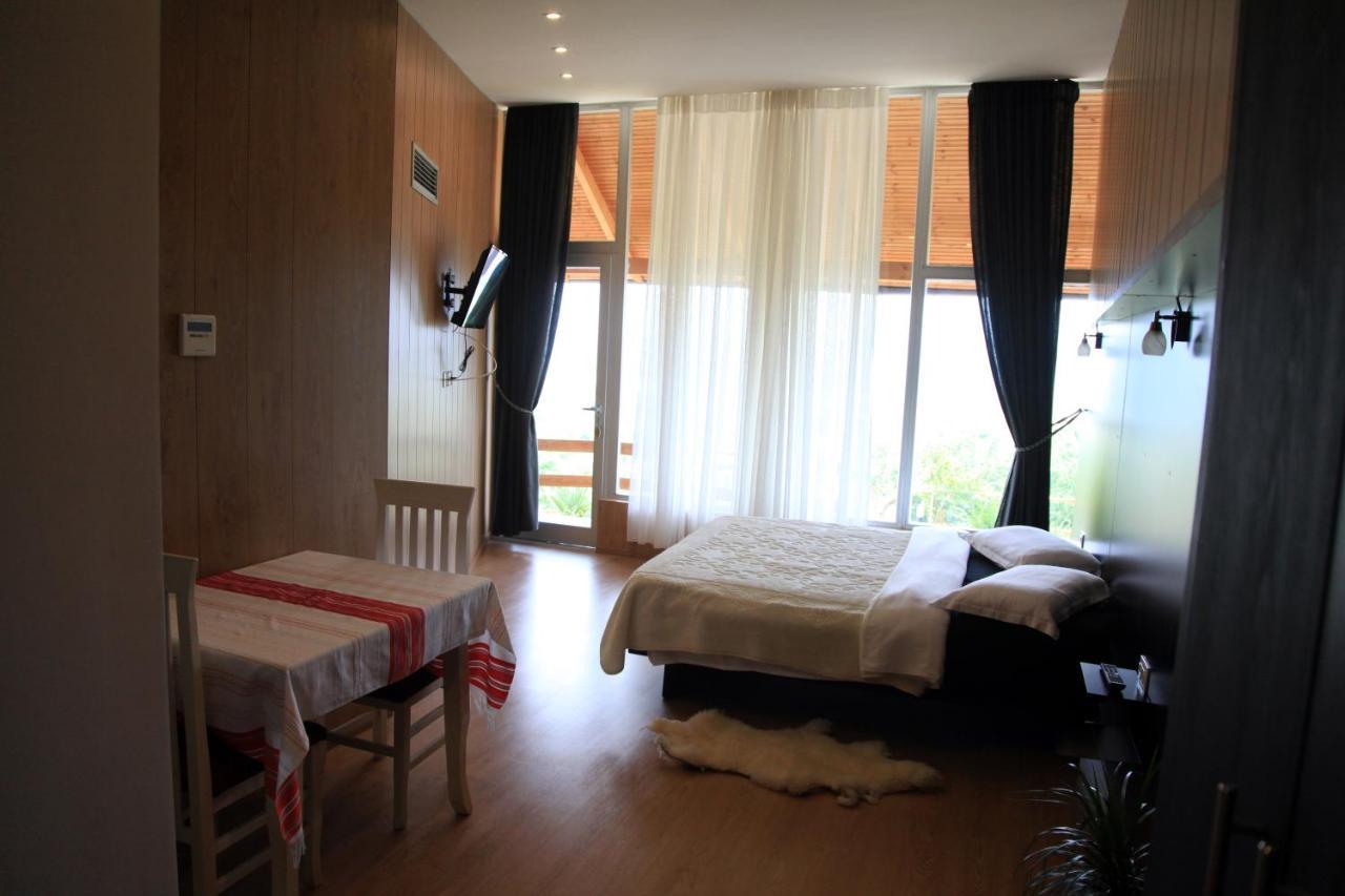 Villa Hylli I Drites à Lezhë Extérieur photo